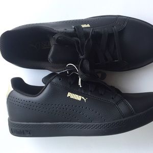 🆕 PUMA Smash Perforated Leather Sneakers